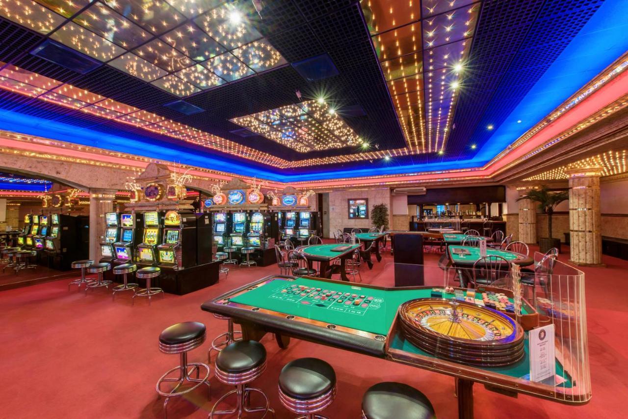فندق كاتالونيا رويال بافارو - شامل كلياً - للبالغين فقط بونتا كانا المظهر الخارجي الصورة Casino Austria Vienna