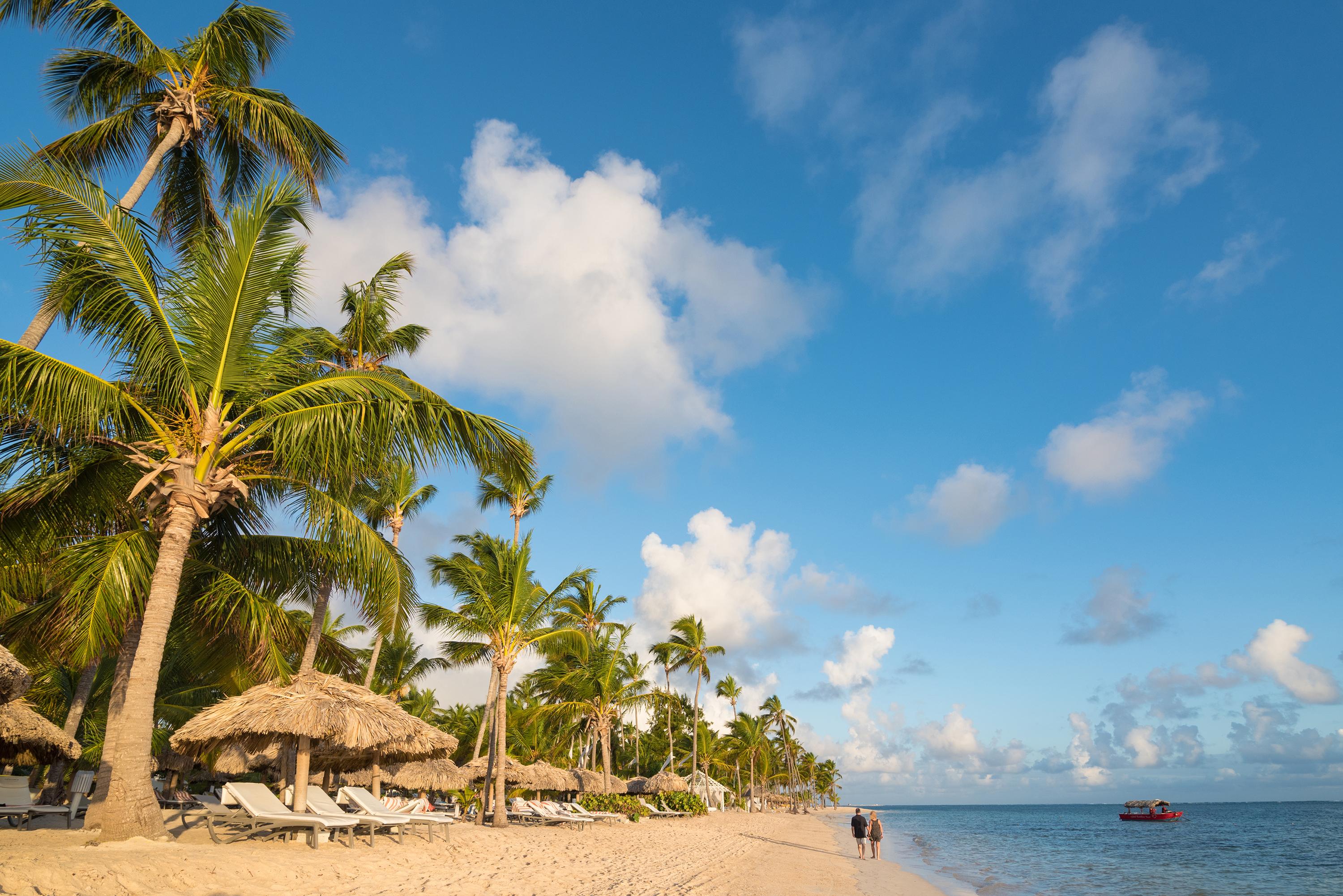فندق كاتالونيا رويال بافارو - شامل كلياً - للبالغين فقط بونتا كانا المظهر الخارجي الصورة Beach at the Grand Palladium Resort and Spa