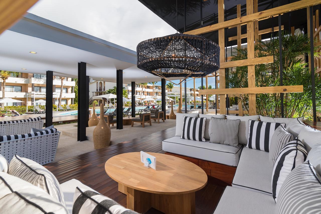 فندق كاتالونيا رويال بافارو - شامل كلياً - للبالغين فقط بونتا كانا المظهر الخارجي الصورة The interior of the hotel
