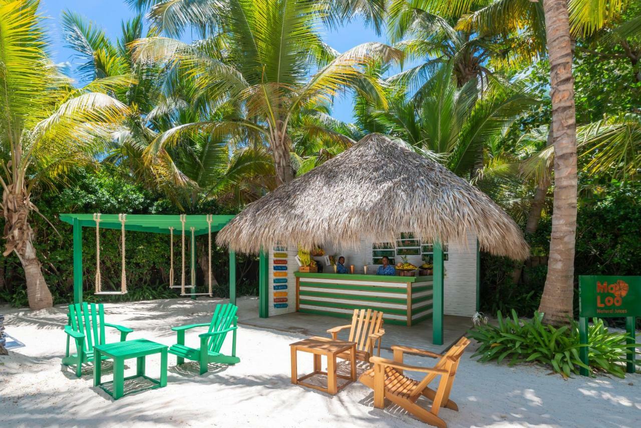 فندق كاتالونيا رويال بافارو - شامل كلياً - للبالغين فقط بونتا كانا المظهر الخارجي الصورة A beach bar in Maldives